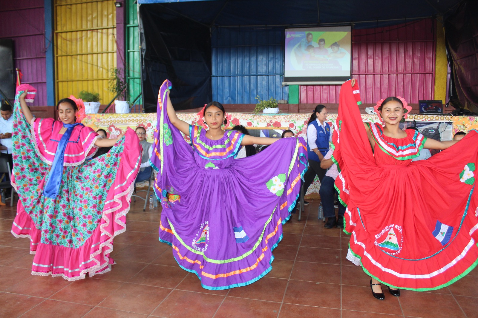 SOMOS UN PUEBLO DE AMOR, UNIDAD Y PAZ